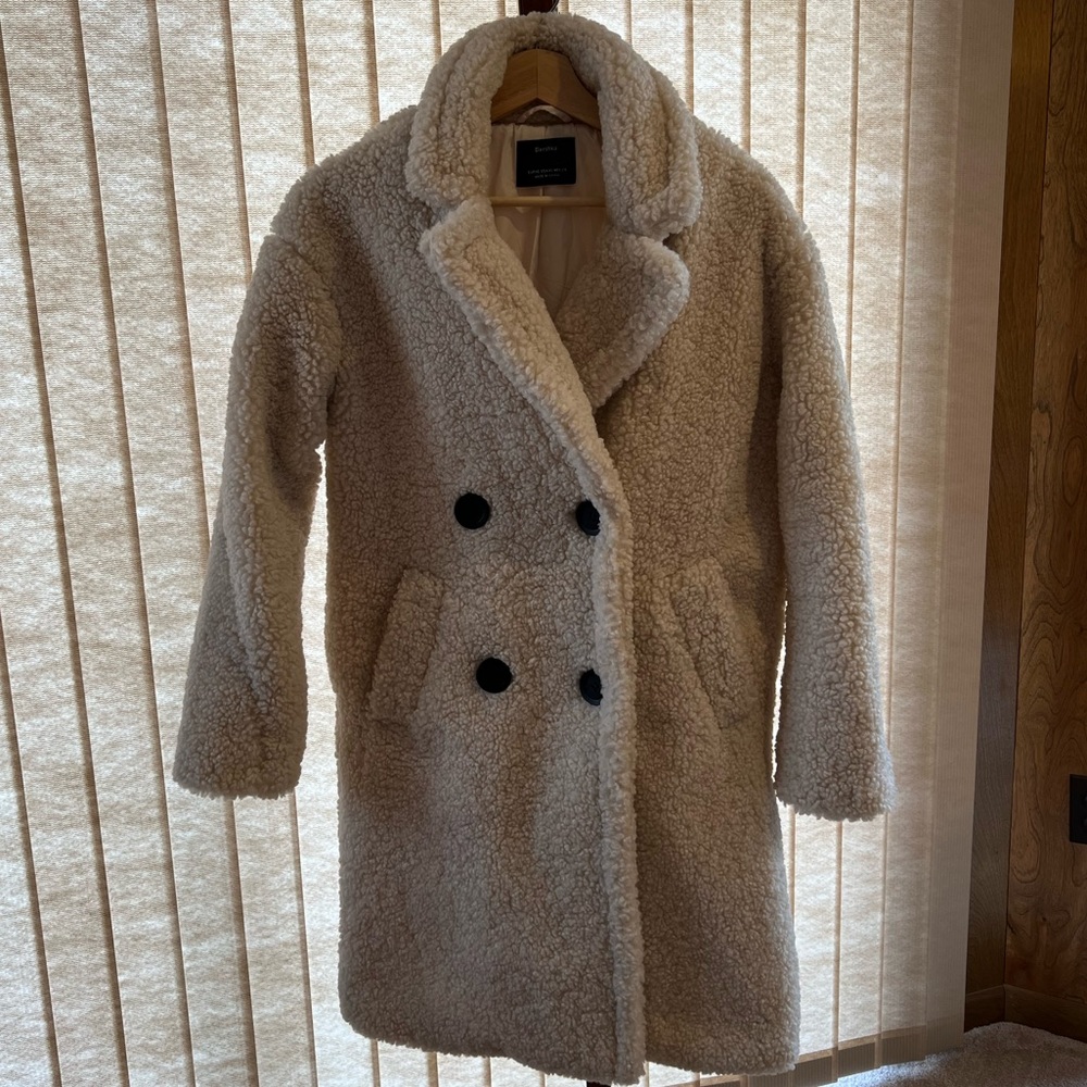 Bershka | Teddy Coat | XS - Picture 3 of 5